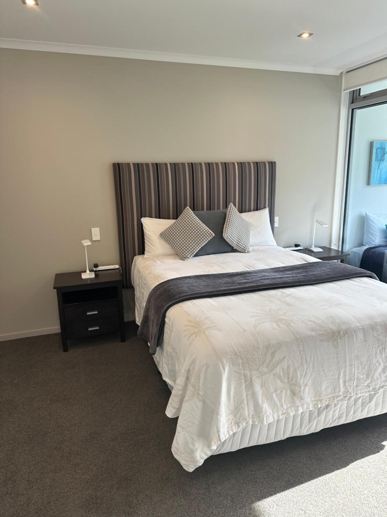 Picton Waterfront Apartments Экстерьер фото