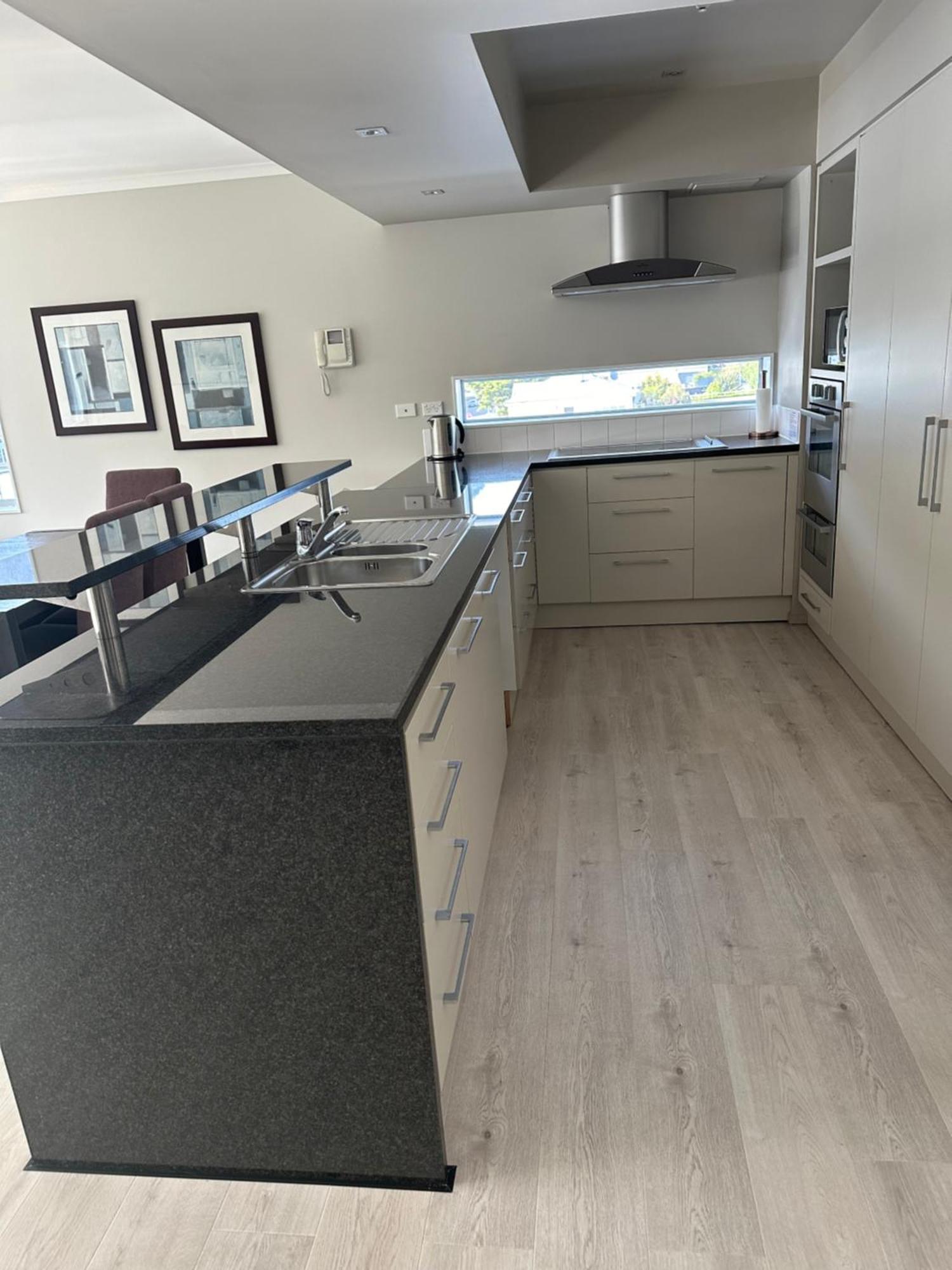 Picton Waterfront Apartments Экстерьер фото
